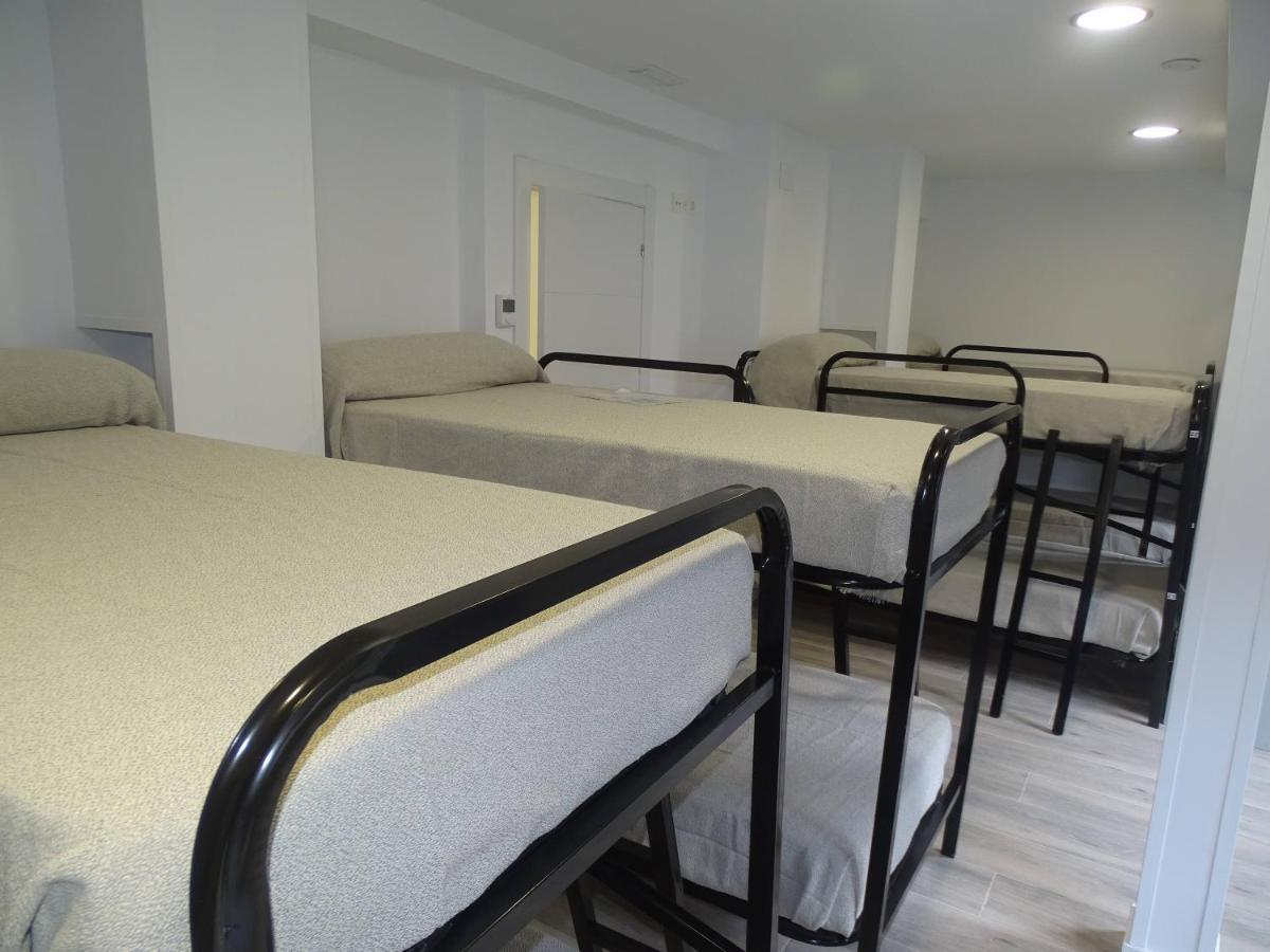Albergue Roma Пола-де-Лена Экстерьер фото
